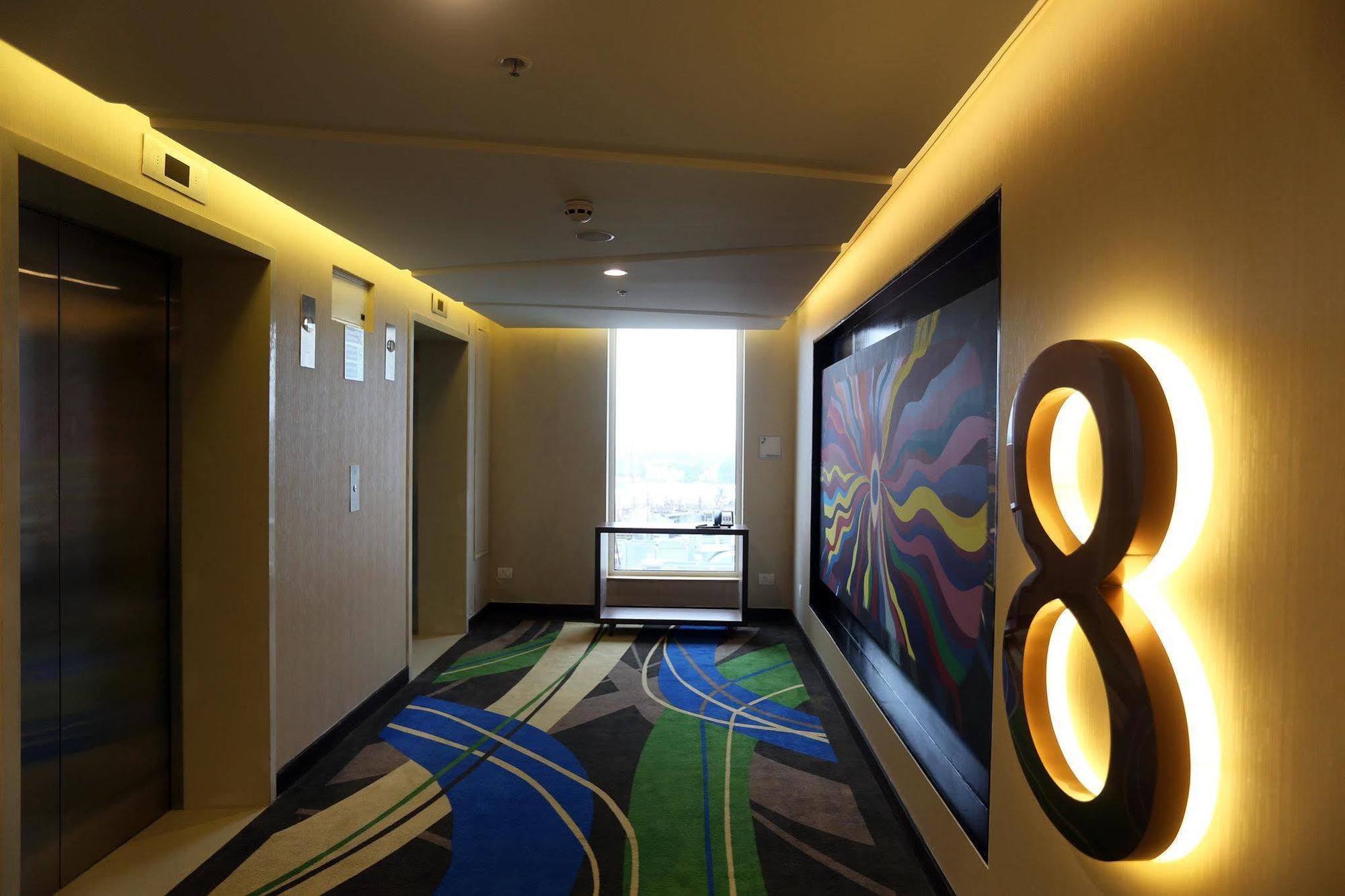Holiday Inn Express Chennai Old Mahabalipuram Road Ngoại thất bức ảnh